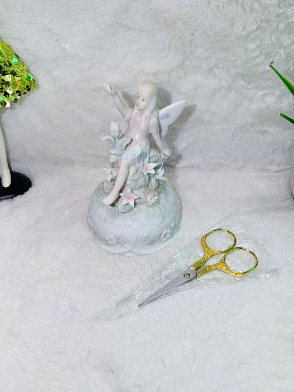 Porcelain Fairy Music Box White and Pale Pink & Free Craft Scissors ✂️